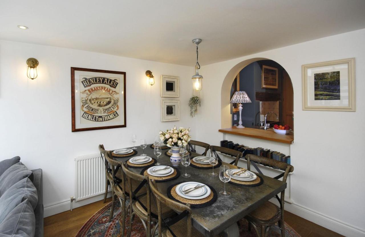 Villa Dolls House - Luxury Townhouse *Sleeps 10* Henley-on-Thames Exterior foto